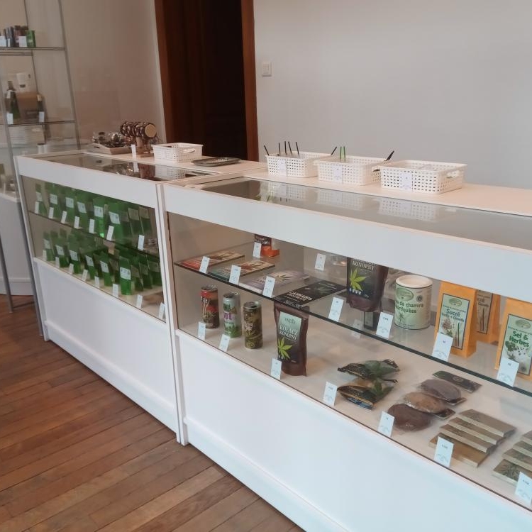 Photo du magasin CBDSHOP by GG à Creutzwald Photo du magasin CBDSHOP by GG à Creutzwald