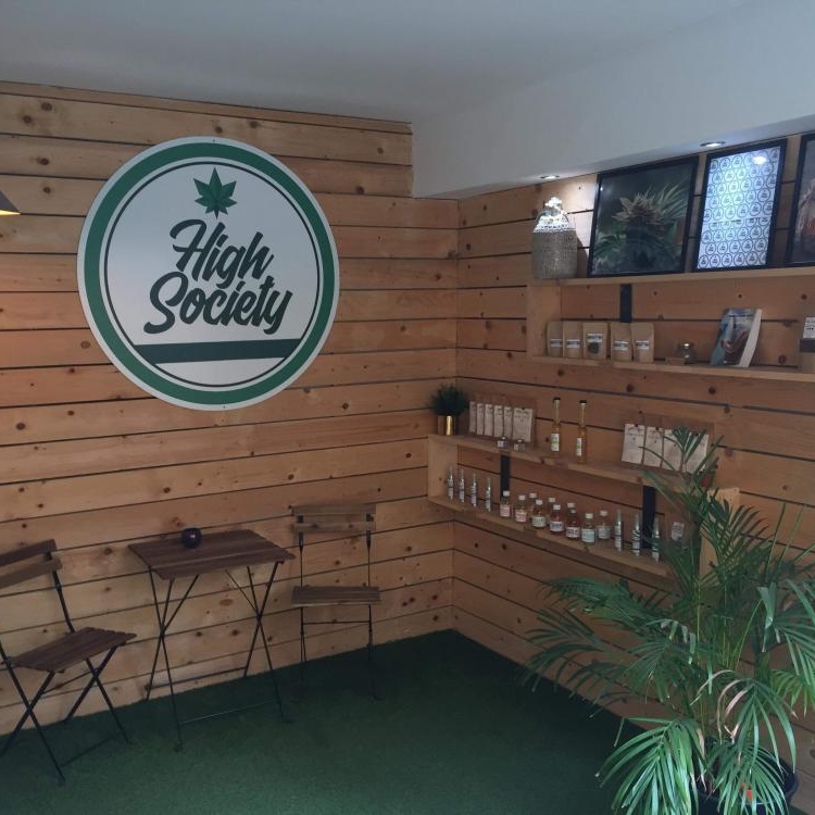Photo du magasin High Society à Aix-en-Provence Photo du magasin High Society à Aix-en-Provence