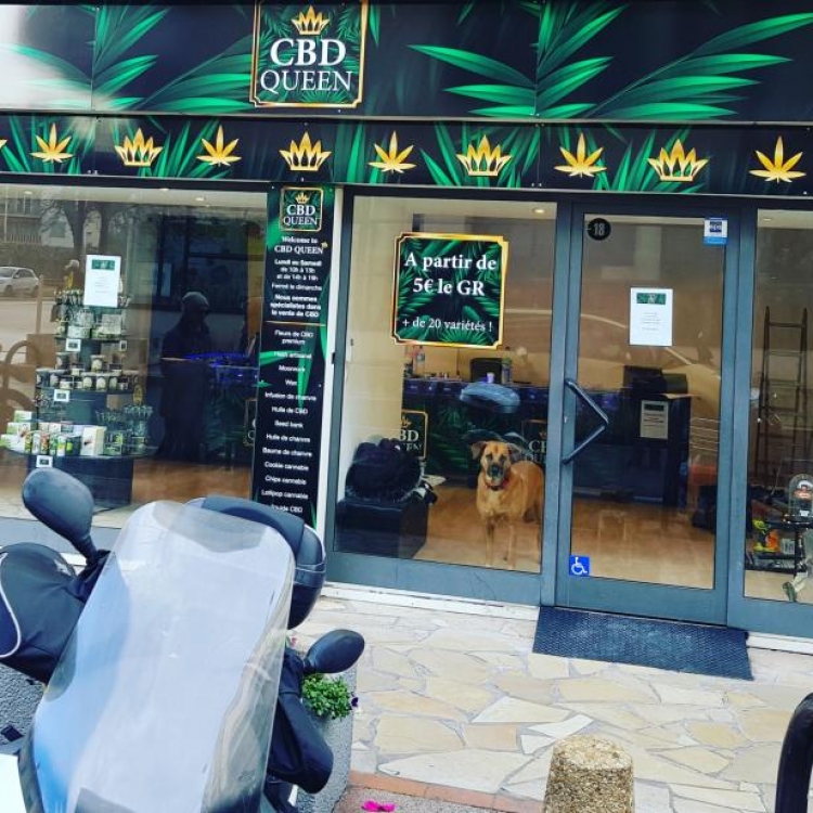 Photo du magasin Cbd Queen Antibes à Antibes Photo du magasin Cbd Queen Antibes à Antibes