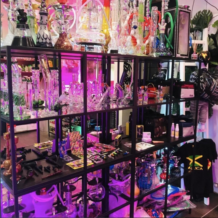 Photo du magasin Zamân CBD Shop à Neuchâtel