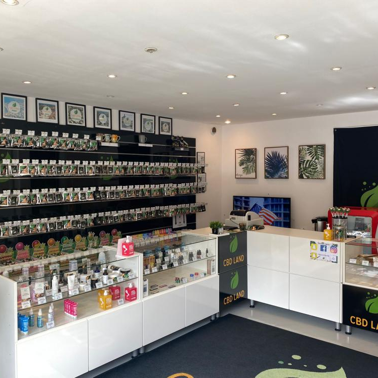 Photo du magasin CBDLAND Fécamp à Fécamp Photo du magasin CBDLAND Fécamp à Fécamp