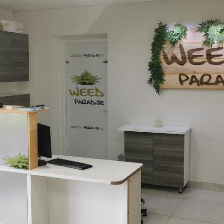 Photo du magasin WEED PARADISE à Roche-lez-Beaupré Photo du magasin WEED PARADISE à Roche-lez-Beaupré