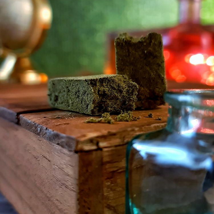 Photo du magasin Calm and Co : CBD Arles à Arles