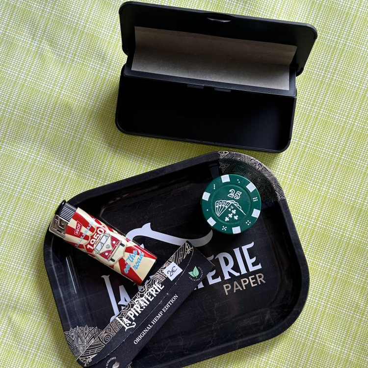 Photo du magasin POCHON VERT (CBD) à Le Mesnil-Esnard Photo du magasin POCHON VERT (CBD) à Le Mesnil-Esnard