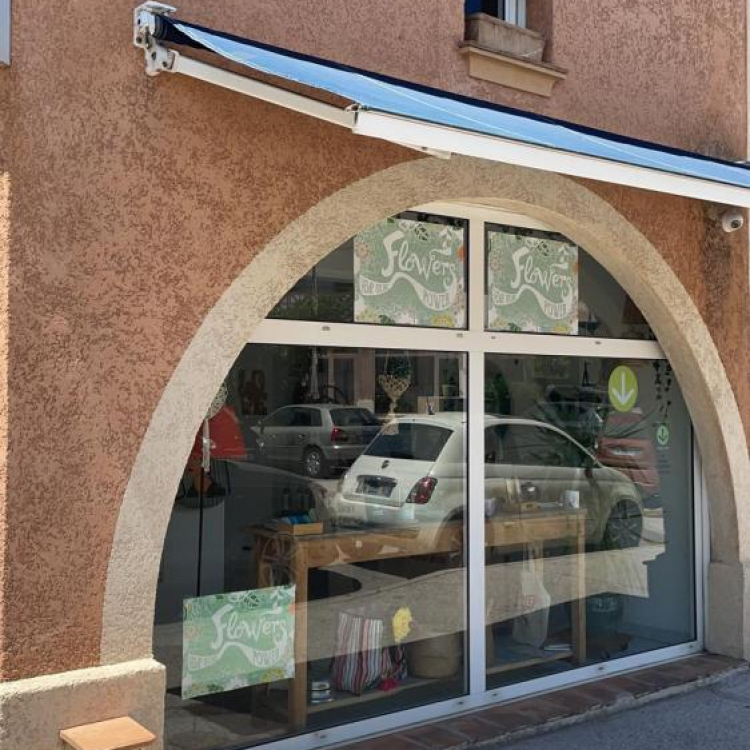Photo du magasin flowers power à Cogolin Photo du magasin flowers power à Cogolin