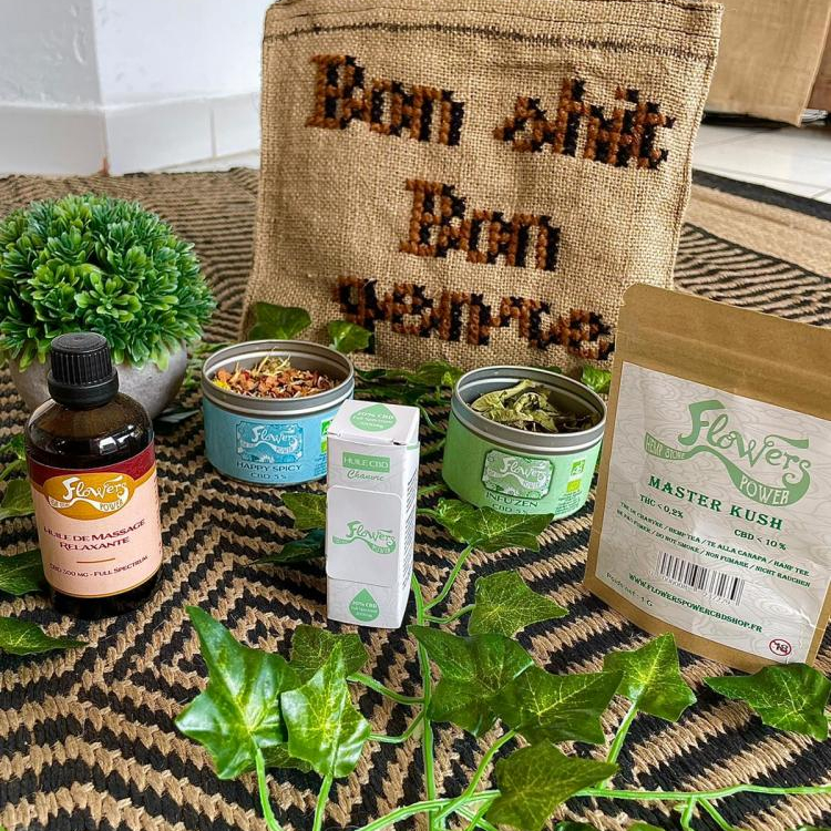 Photo du magasin flowers power à Saint-Tropez Photo du magasin flowers power à Saint-Tropez