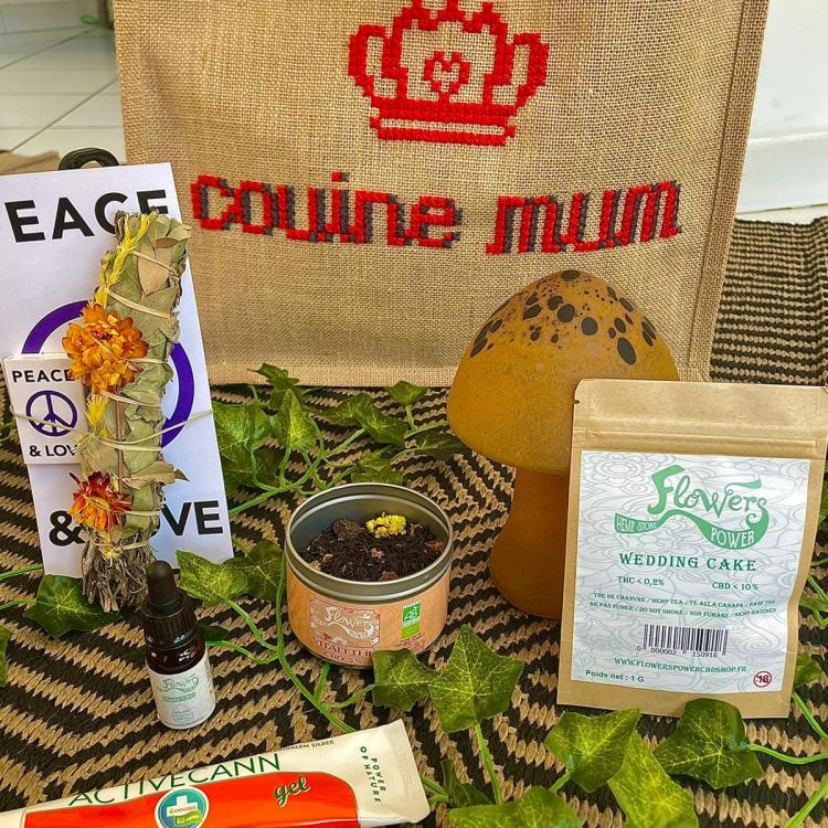 Photo du magasin flowers power à Saint-Tropez Photo du magasin flowers power à Saint-Tropez