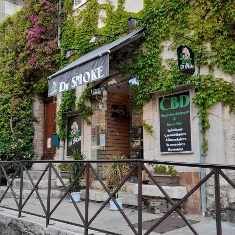 Photo du magasin Dr Smoke Antibes à Antibes