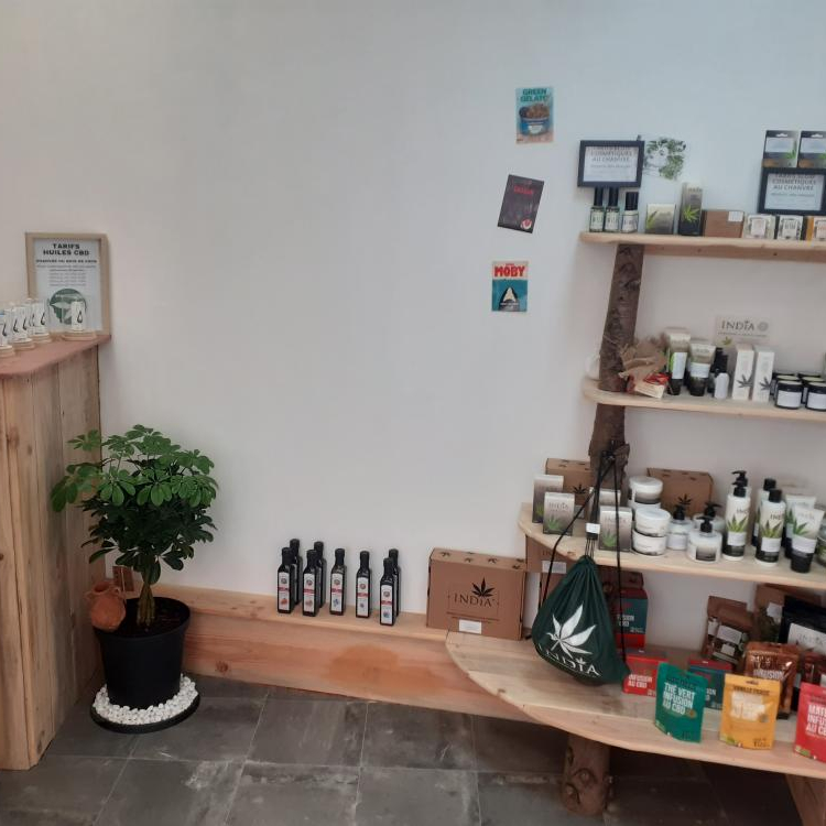 Photo du magasin WEEDIVORE à L Photo du magasin WEEDIVORE à L