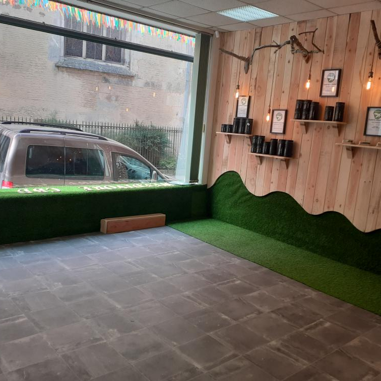 Photo du magasin WEEDIVORE à L Photo du magasin WEEDIVORE à L