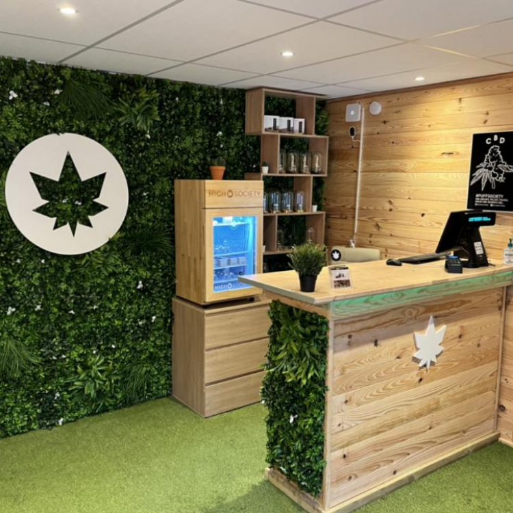 Photo du magasin HIGH SOCIETY LANNION à Lannion