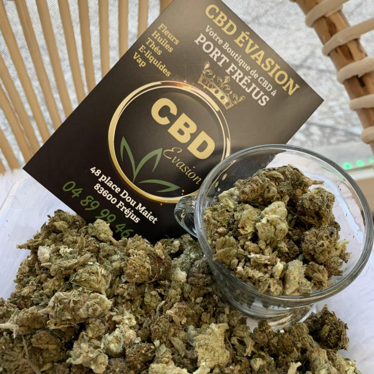 Photo du magasin CBD EVASION à Fréjus Photo du magasin CBD EVASION à Fréjus