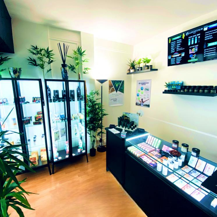 Photo du magasin ANONYM Seeds - Graines de CBD Cannabis & Collect à Nîmes Photo du magasin ANONYM Seeds - Graines de CBD Cannabis & Collect à Nîmes