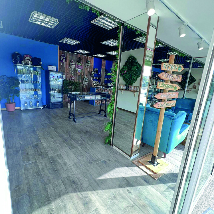 Photo du magasin Barong CBD Six-Fours à Ollioules Photo du magasin Barong CBD Six-Fours à Ollioules