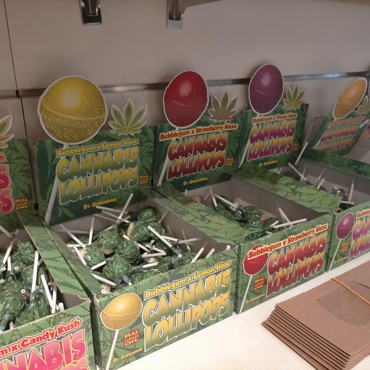 Photo du magasin Hemproad ( HR ) à Saint-André-les-Vergers Photo du magasin Hemproad ( HR ) à Saint-André-les-Vergers