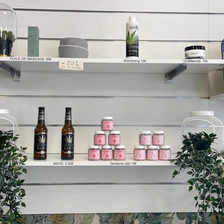 Photo du magasin CBD Caen - LH CBD à Caen Photo du magasin CBD Caen - LH CBD à Caen