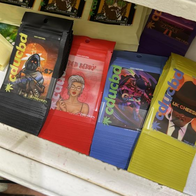 Photo du magasin CDUCBD Saint Laurent à Saint-Laurent-du-Var